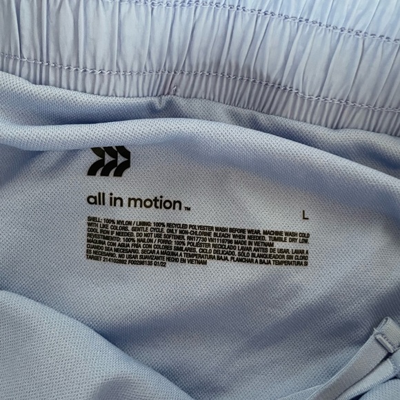 All In Motion Light Powder Blue Athletic Shorts Size Large w/ Built In Liner - Picture 3 of 3